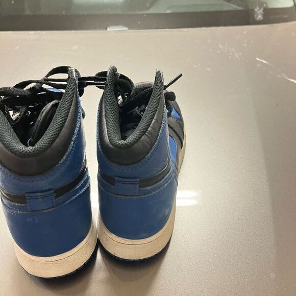 - Jordan 1 OG royal high - Picture 2 of 5